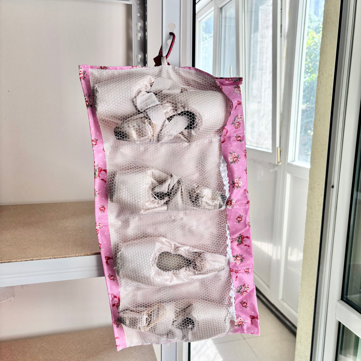 　Pointe shoes case "Pink Roses"